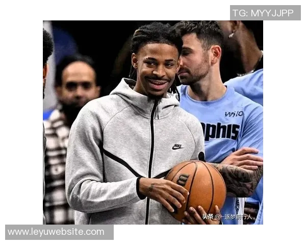 克莱与莫兰特出战数据对比31岁克莱伤后复出304场22岁莫兰特仅206场 克莱与莫兰特出战数据对比31岁克莱伤后复出304场22岁莫兰特仅206场