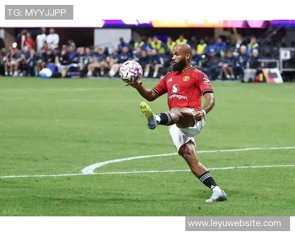 姆伯莫秘密劝说巴莱巴加盟曼联共同分享红魔的快乐与荣耀