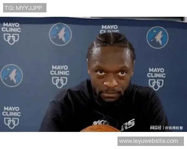 兰德尔回忆科比与鲨鱼共游经历激励他勇敢追梦不畏挑战