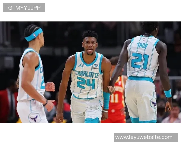 布兰登米勒透露肩部受伤情况强调整赛季佩戴绷带的重要性与必要性